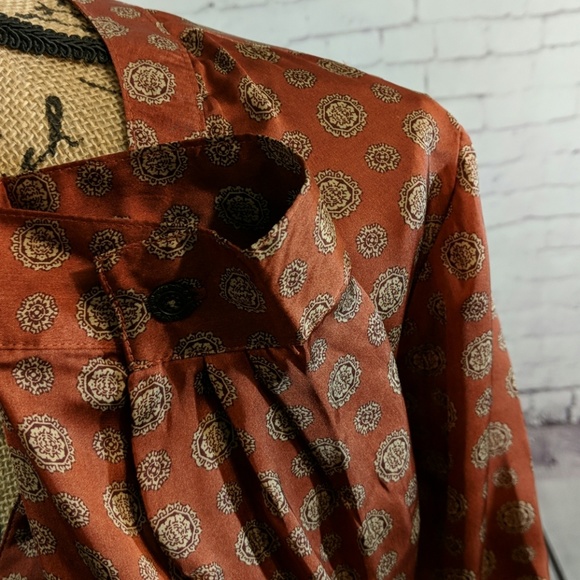 ROZ & ALI Dressy Button Down Blouse - Picture 5 of 8